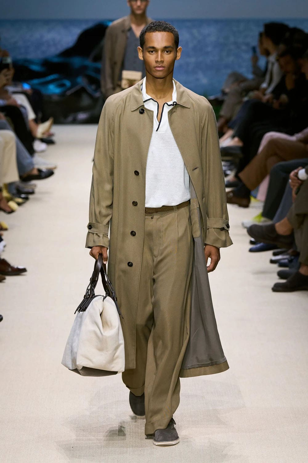 Giorgio Armani Spring Summer 2026 Men Runway Magazine (40)