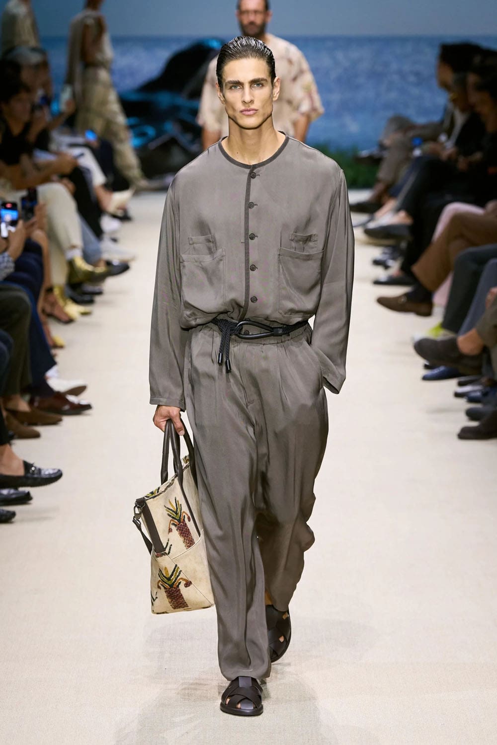 Giorgio Armani Spring Summer 2026 Men Runway Magazine (46)