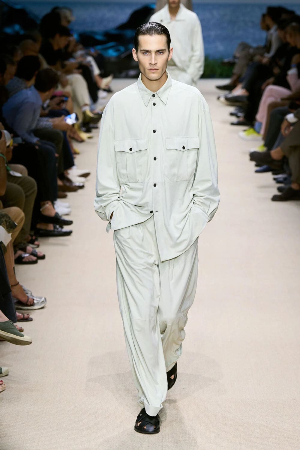 Giorgio Armani Spring Summer 2026 Men Runway Magazine (56)