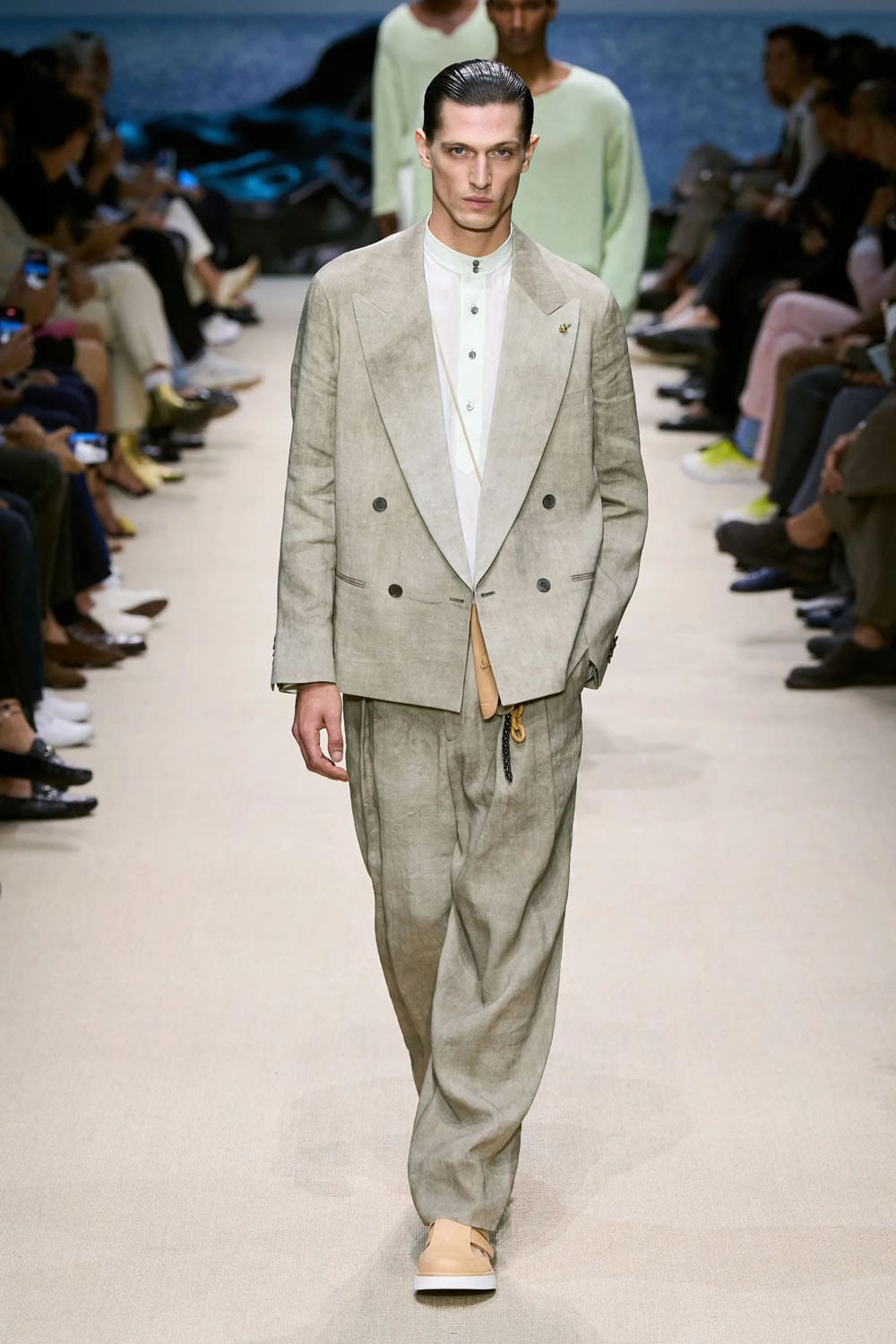 Giorgio Armani Spring Summer 2026 Men Runway Magazine (58)
