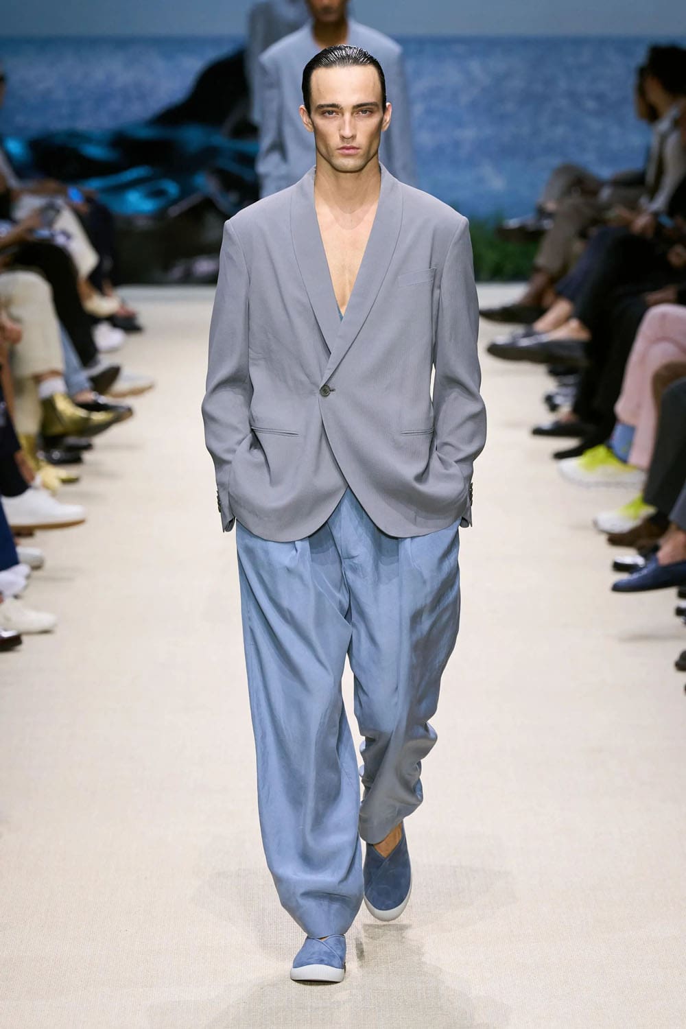 Giorgio Armani Spring Summer 2026 Men Runway Magazine (77)