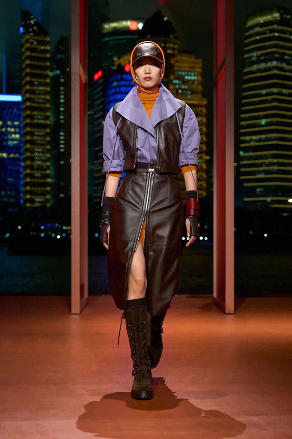 Hermes Autunno Inverno 2025 Shanghai Runway Magazine (2)