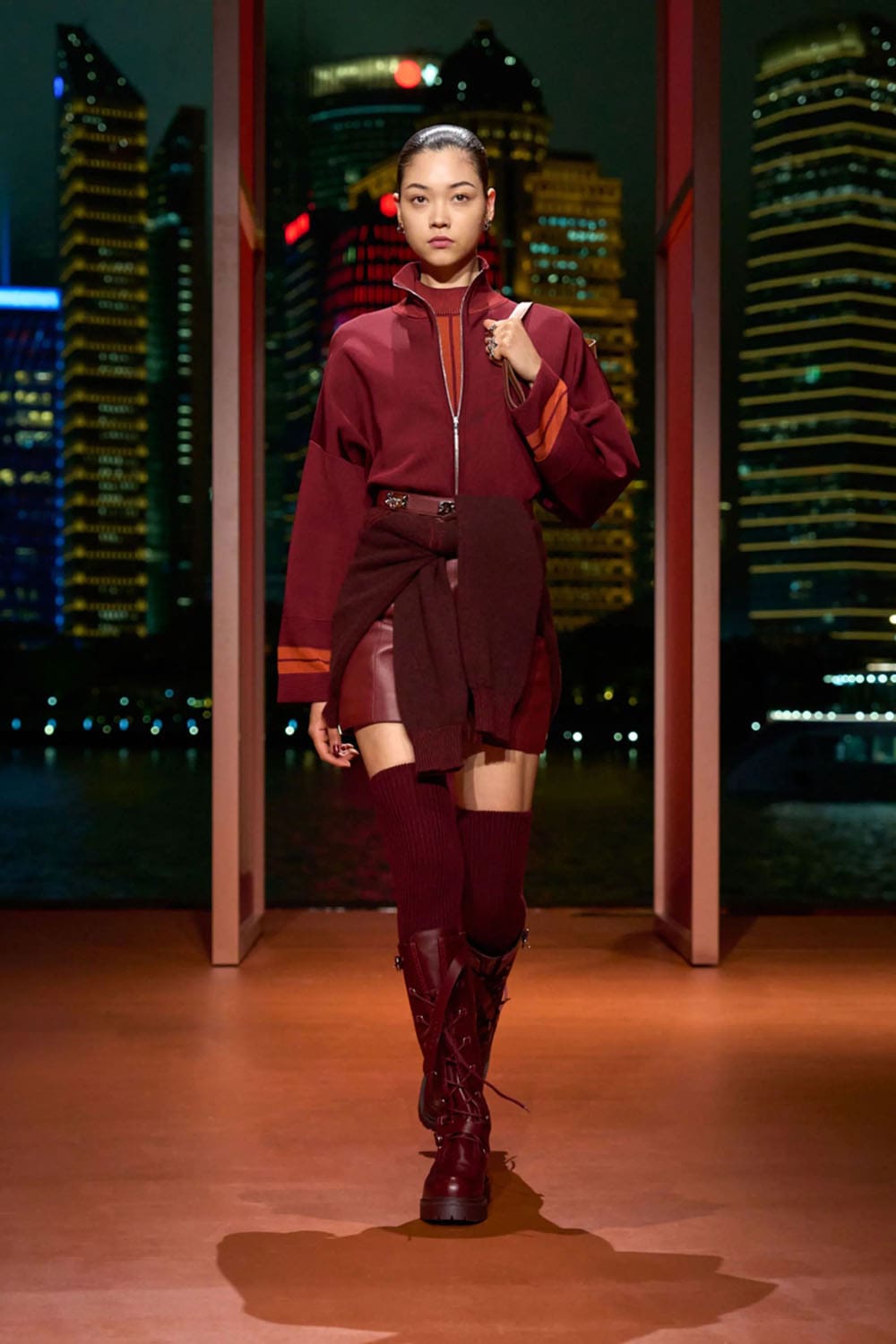 Hermes Autunno Inverno 2025 Shanghai Runway Magazine (23)