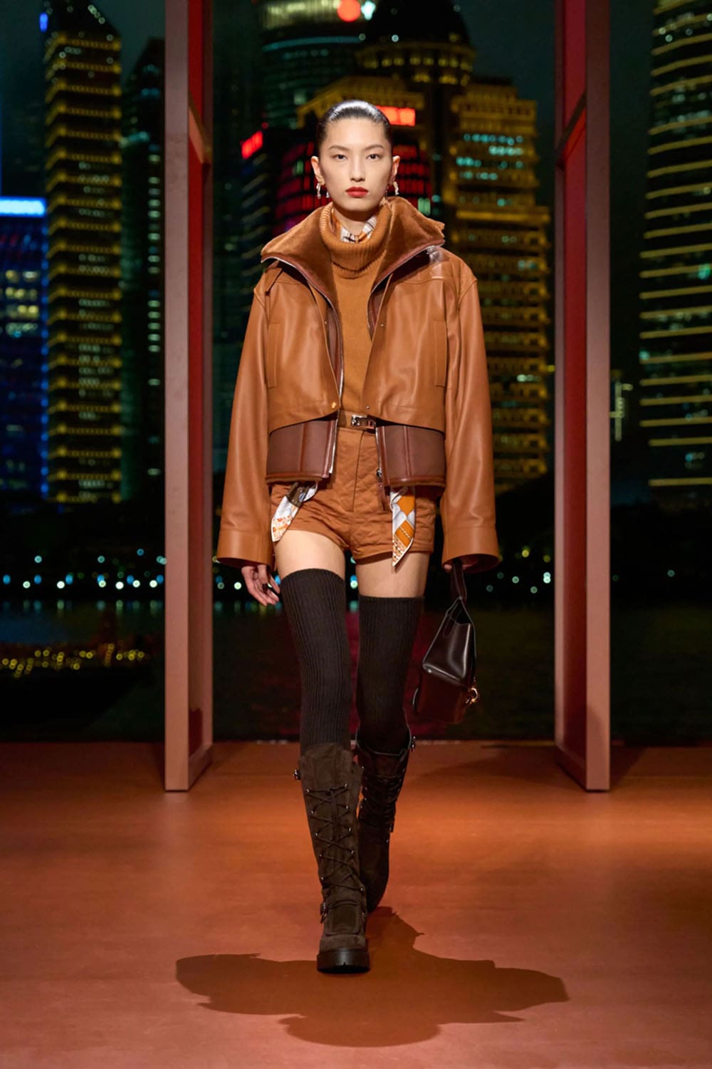 Hermes Autunno Inverno 2025 Shanghai Runway Magazine (38)