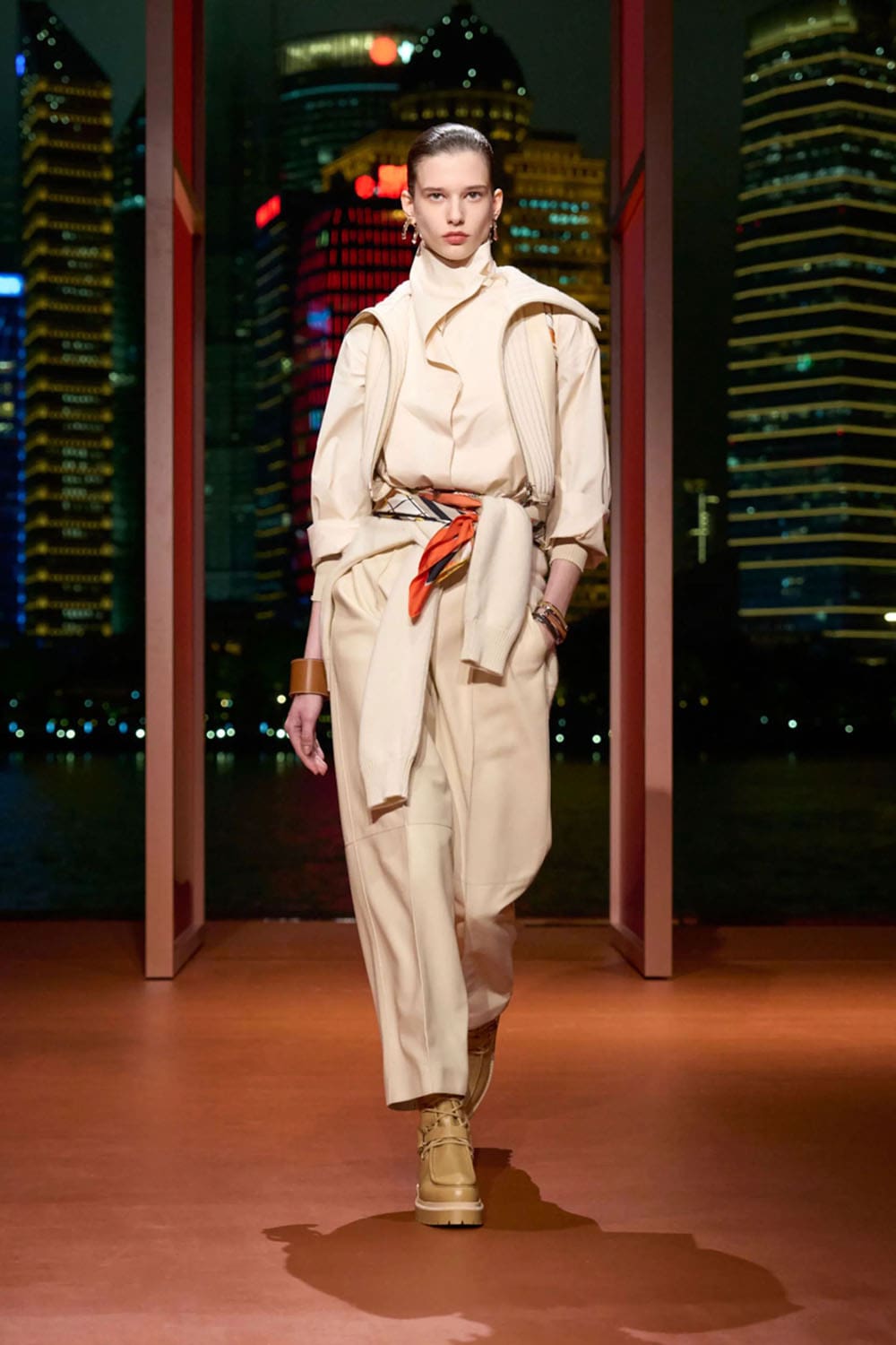 Hermes Autunno Inverno 2025 Shanghai Runway Magazine (43)