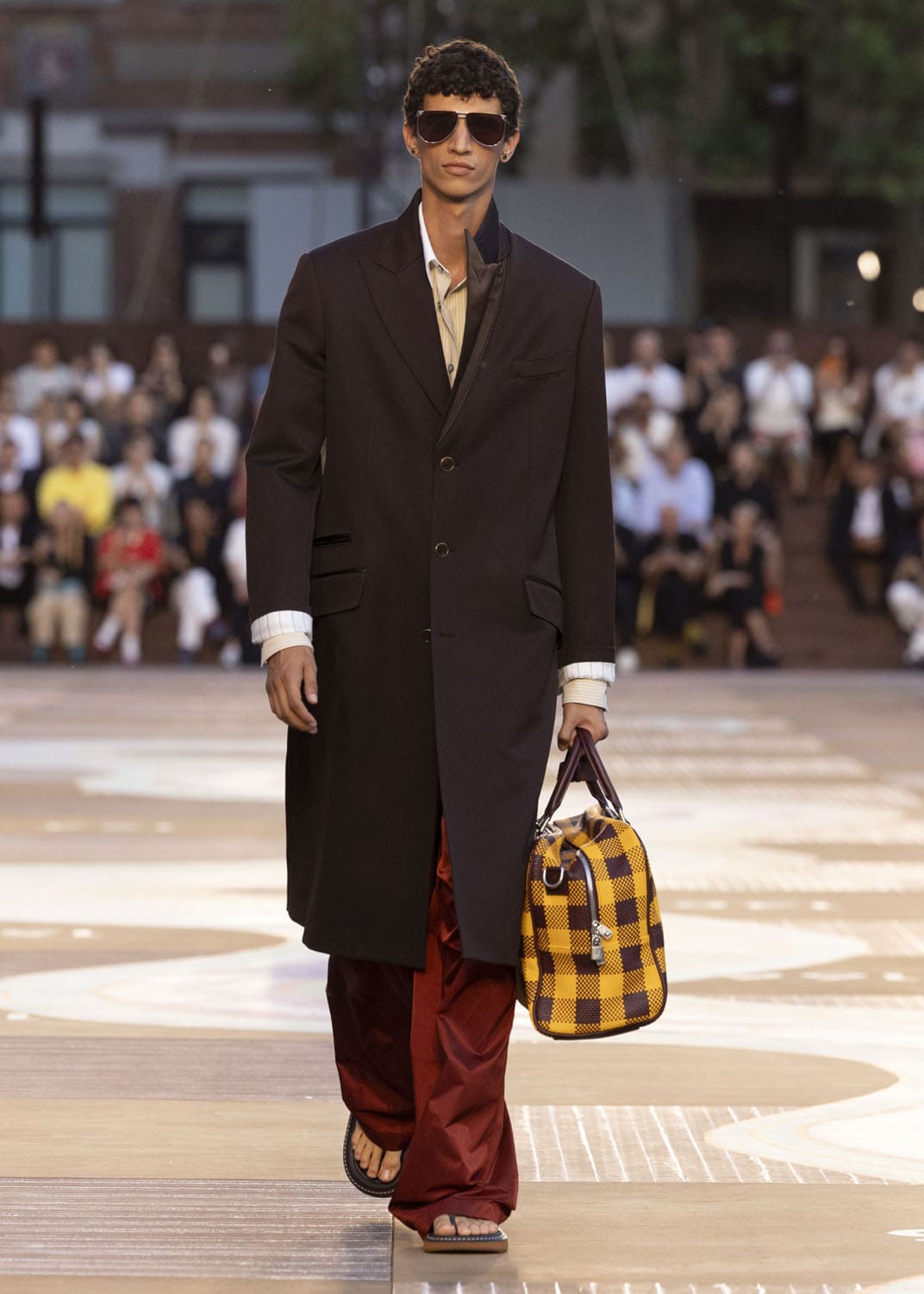 Louis Vuitton Homens Primavera Verão 2026 Runway Revista (19)