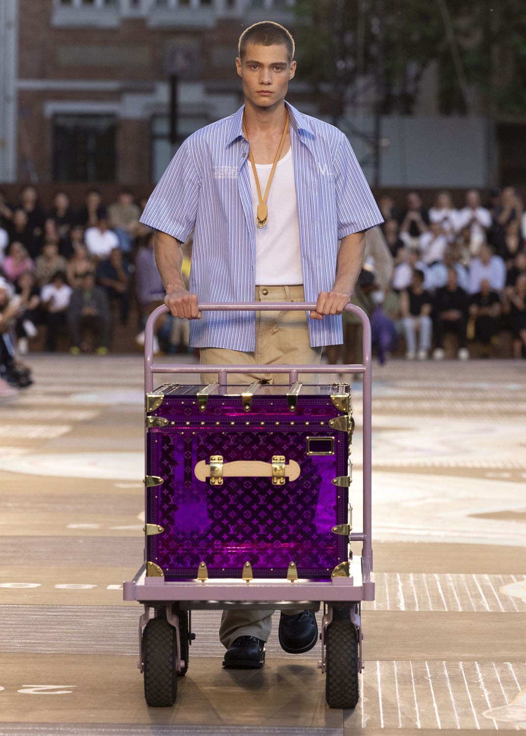 Louis Vuitton Homens Primavera Verão 2026 Runway Revista (28)