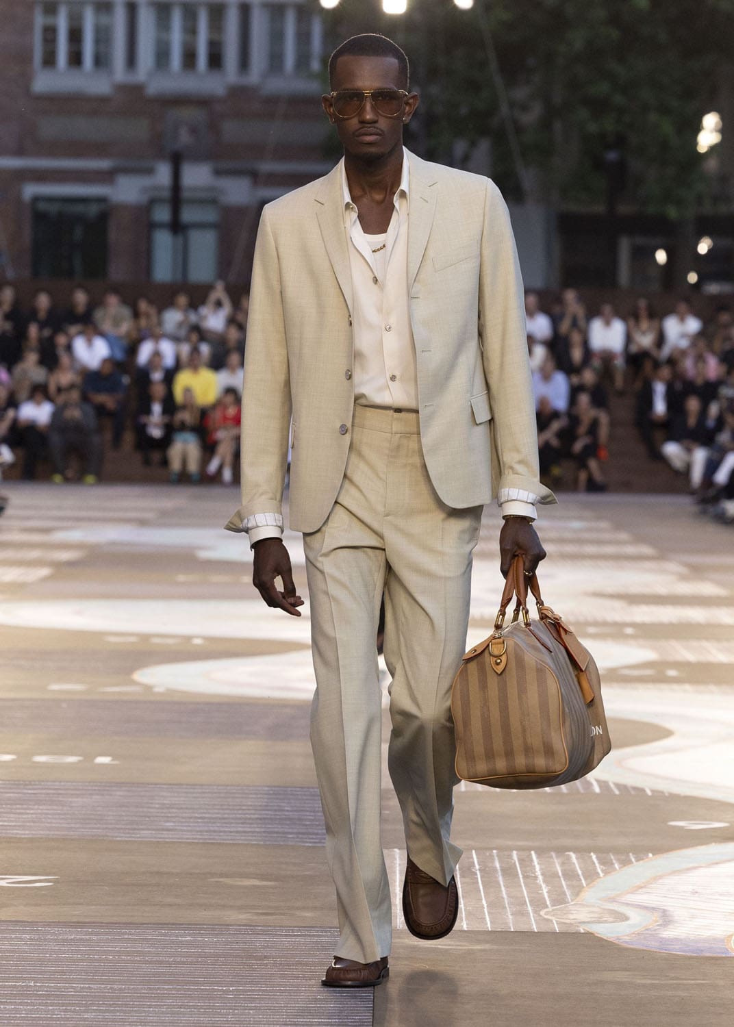 Louis Vuitton Homens Primavera Verão 2026 Runway Revista (33)