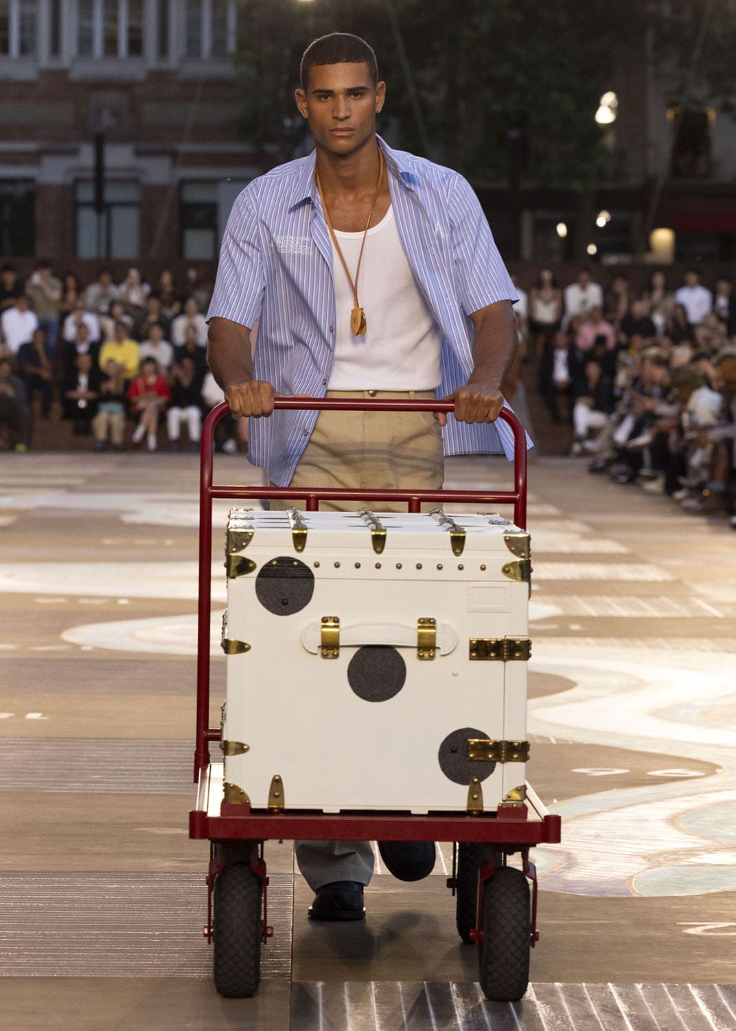 Louis Vuitton Homens Primavera Verão 2026 Runway Revista (72)