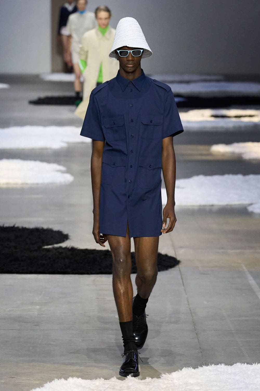 Prada Spring Summer 2026 Men Runway Magazine (13)