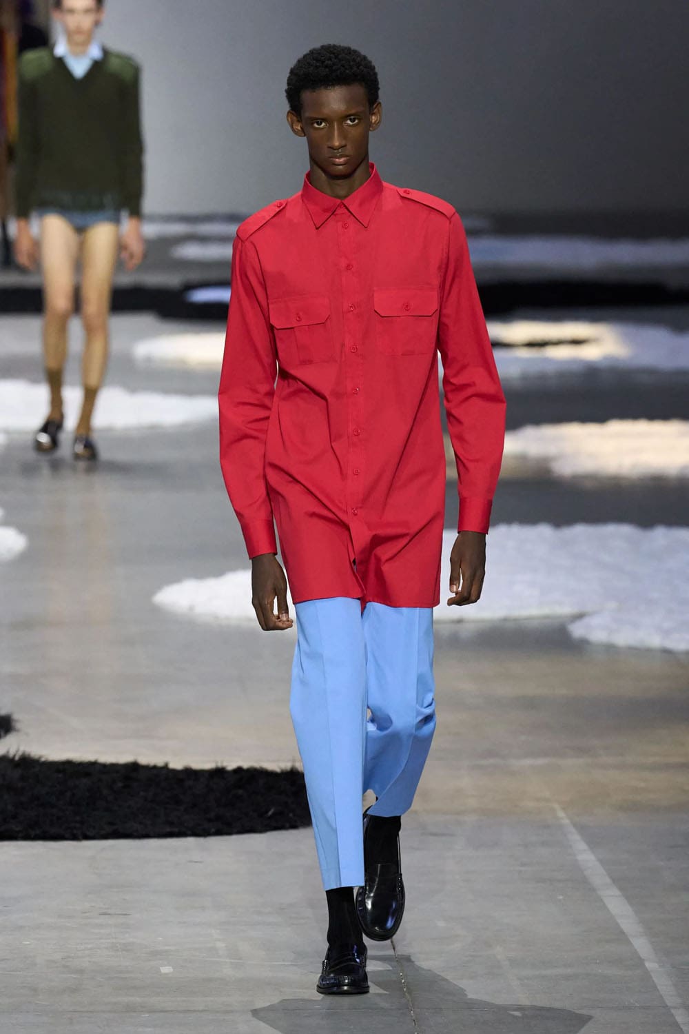 Prada Spring Summer 2026 Men Runway Magazine (17)
