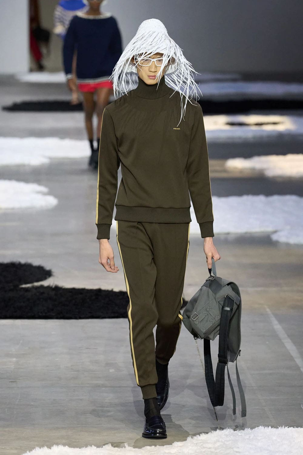 Prada Spring Summer 2026 Men Runway Magazine (22)