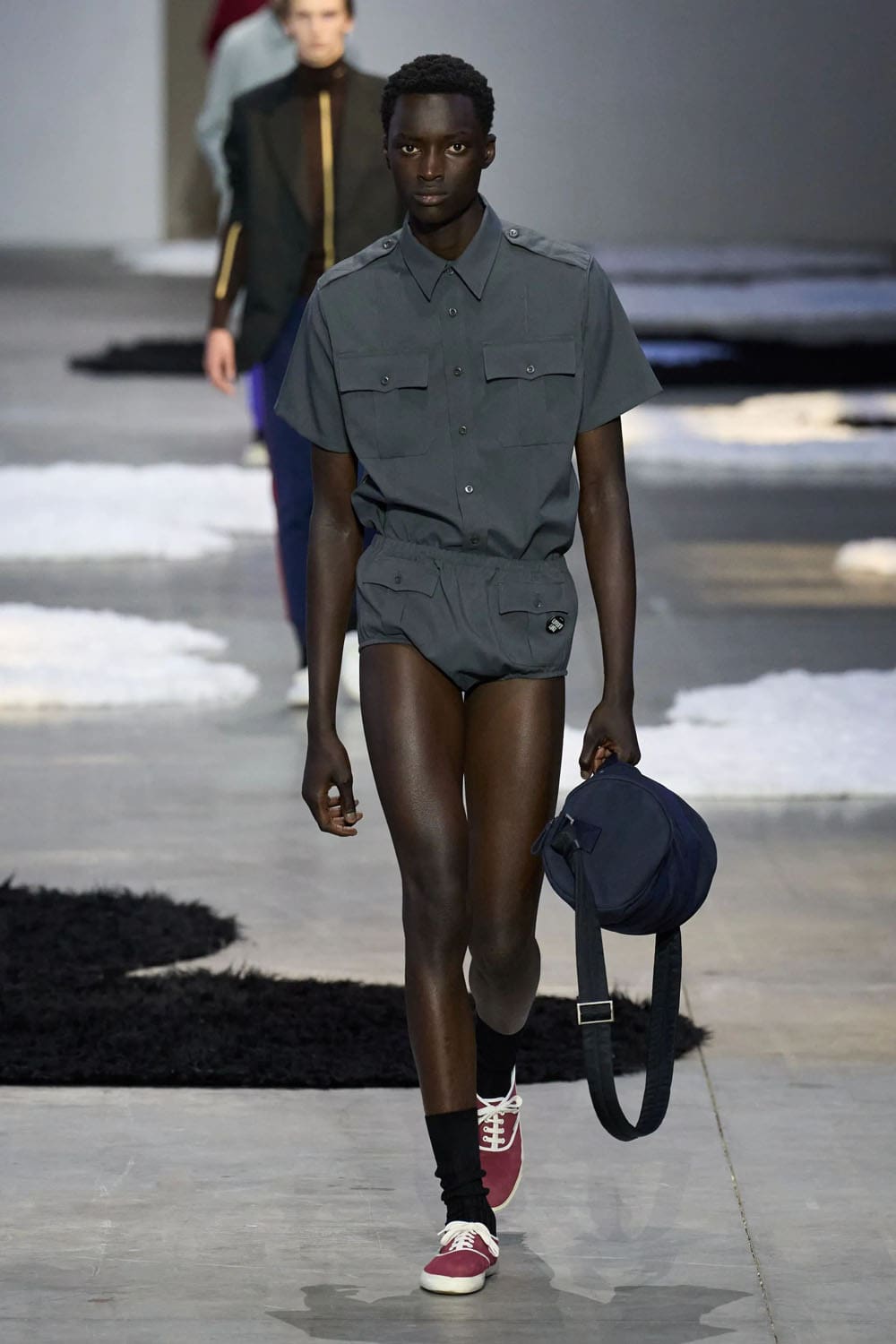 Prada Spring Summer 2026 Men Runway Magazine (37)