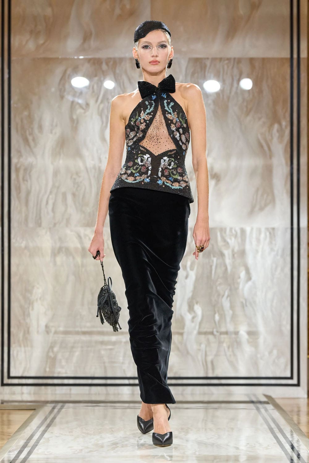 Armani Privè Autunno Inverno 2025 2026 Haute Couture Runway Magazine (17)