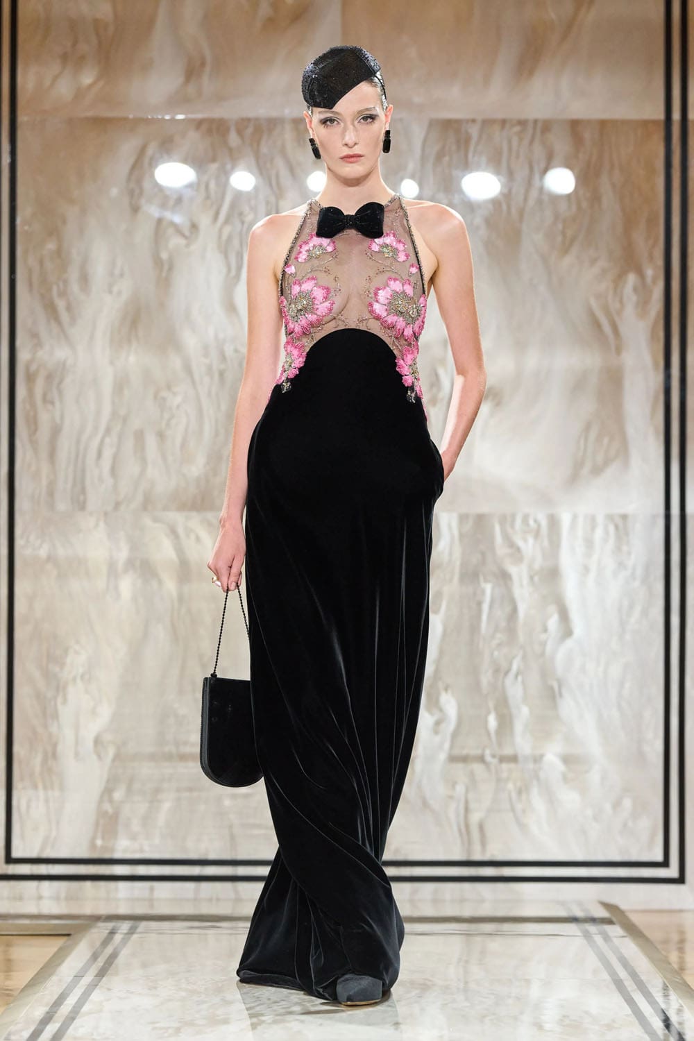 Armani Privè Autunno Inverno 2025 2026 Haute Couture Runway Magazine (19)