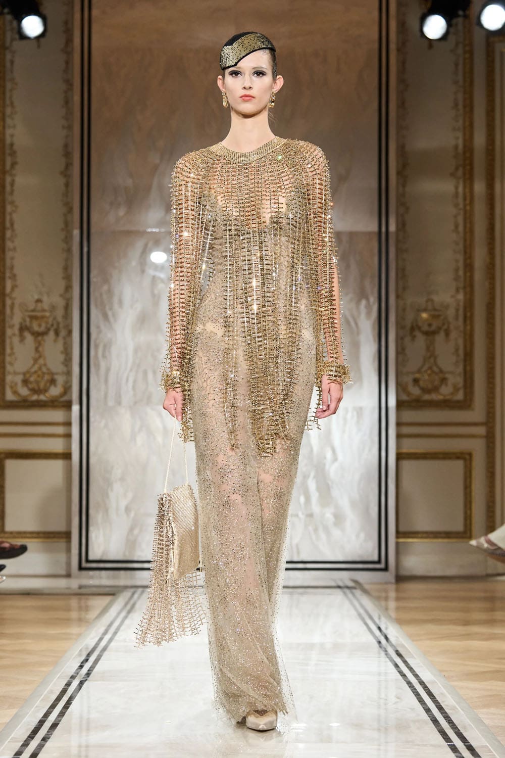 Armani Privè Autunno Inverno 2025 2026 Haute Couture Runway Magazine (44)