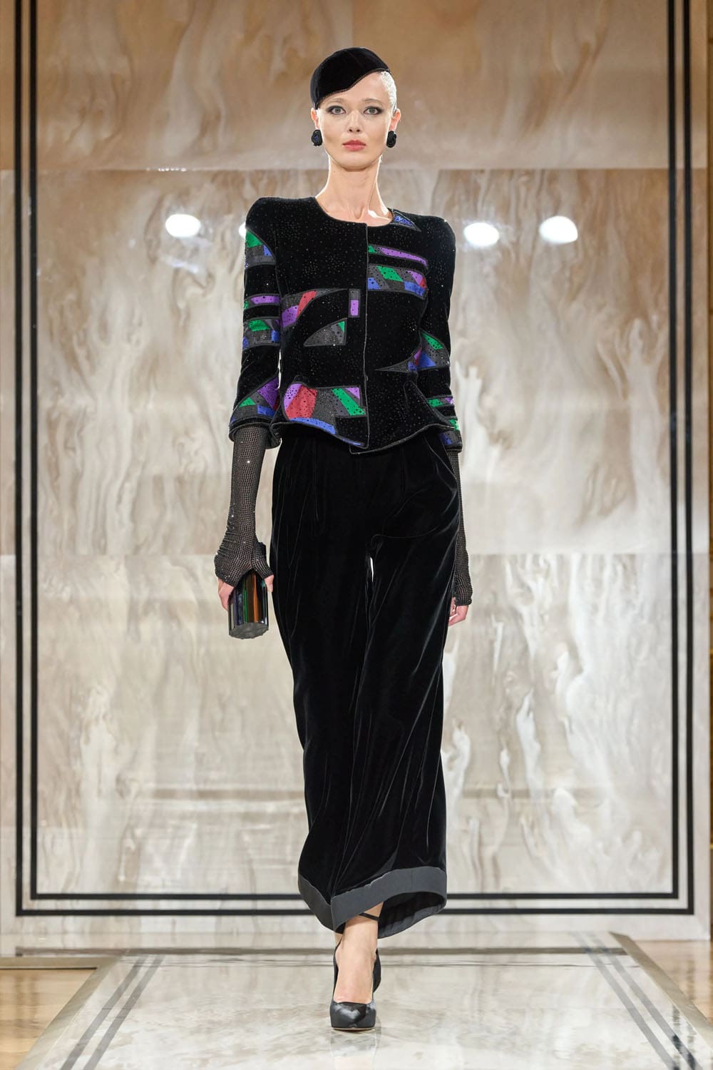 Armani Privè Autunno Inverno 2025 2026 Haute Couture Runway Magazine (7)