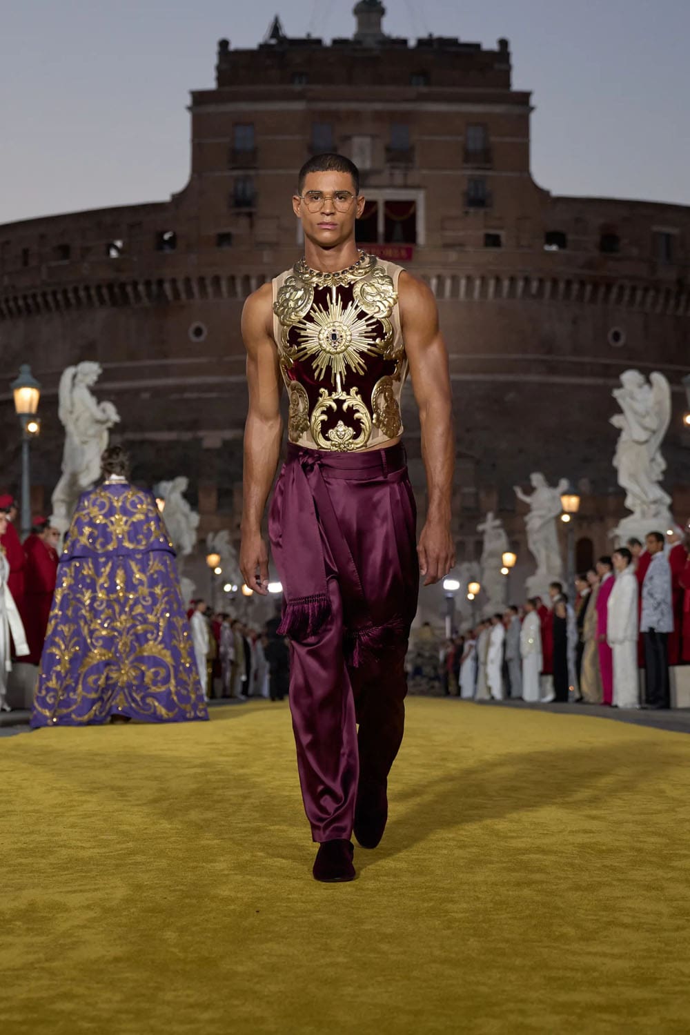 Dolce Gabbana Alta Sartoria 2025 罗马 Runway 杂志(15)