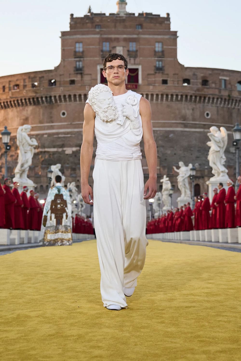 Dolce Gabbana Alta Sartoria 2025 罗马 Runway 杂志(3)