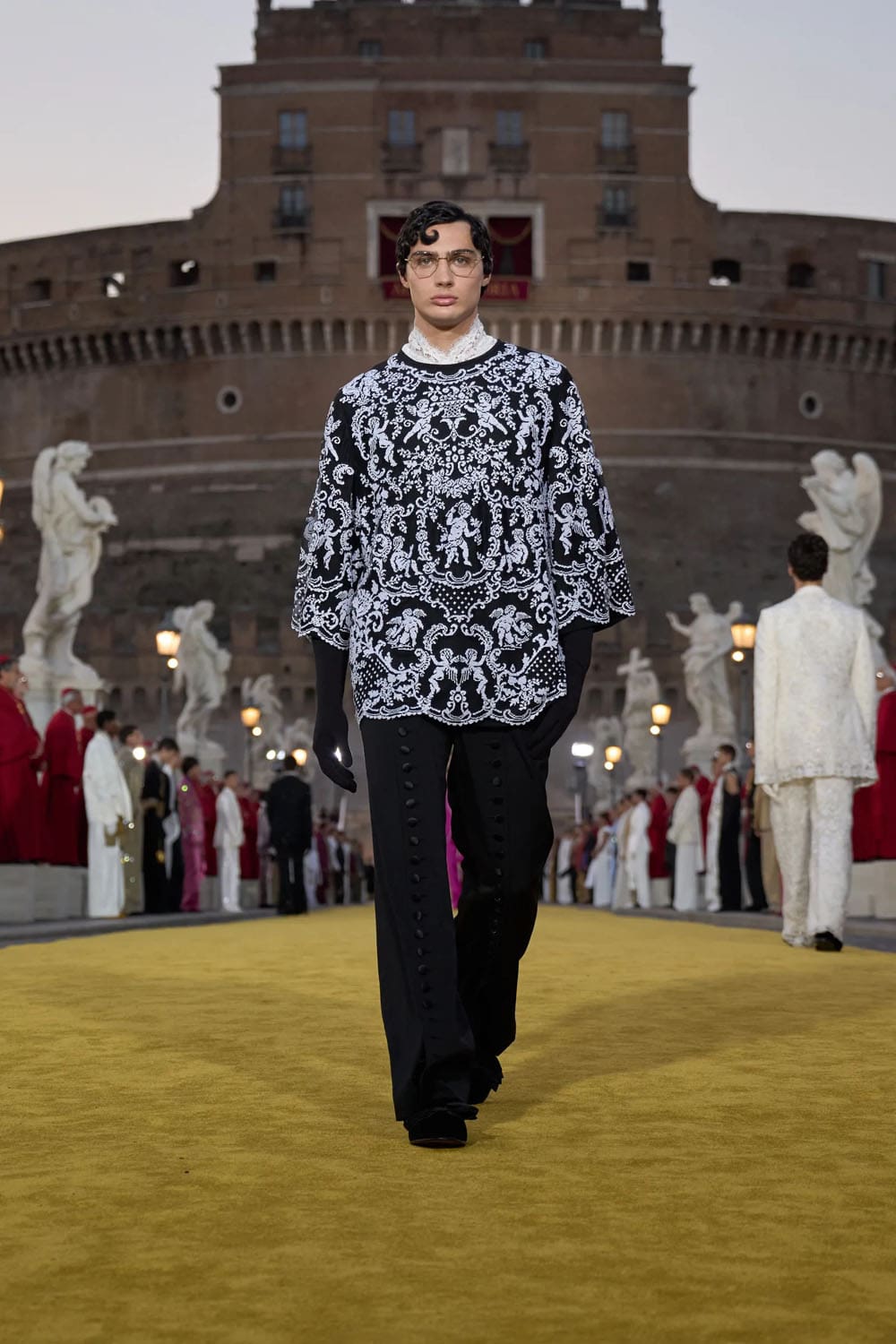 Dolce Gabbana Alta Sartoria 2025 罗马 Runway 杂志(8)