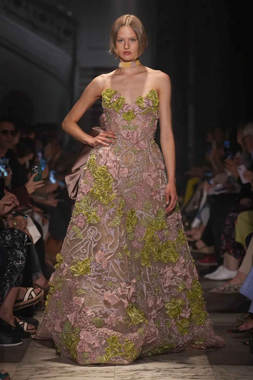 Elie Saab 2025 秋冬 2026 高级定制系列 Runway 杂志(14)
