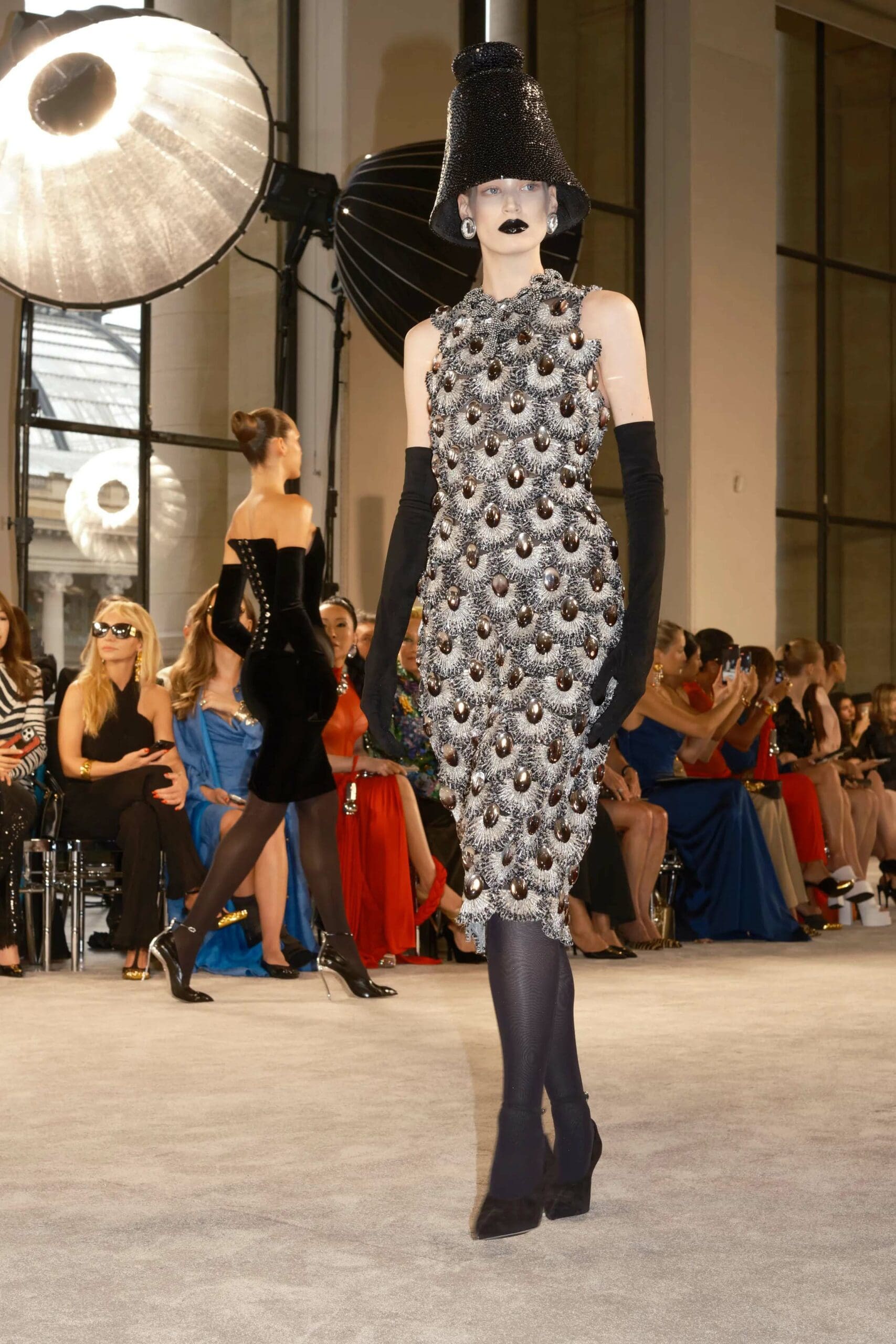 Schiaparelli Autunno Inverno 2025 2026 Runway Magazine (13)