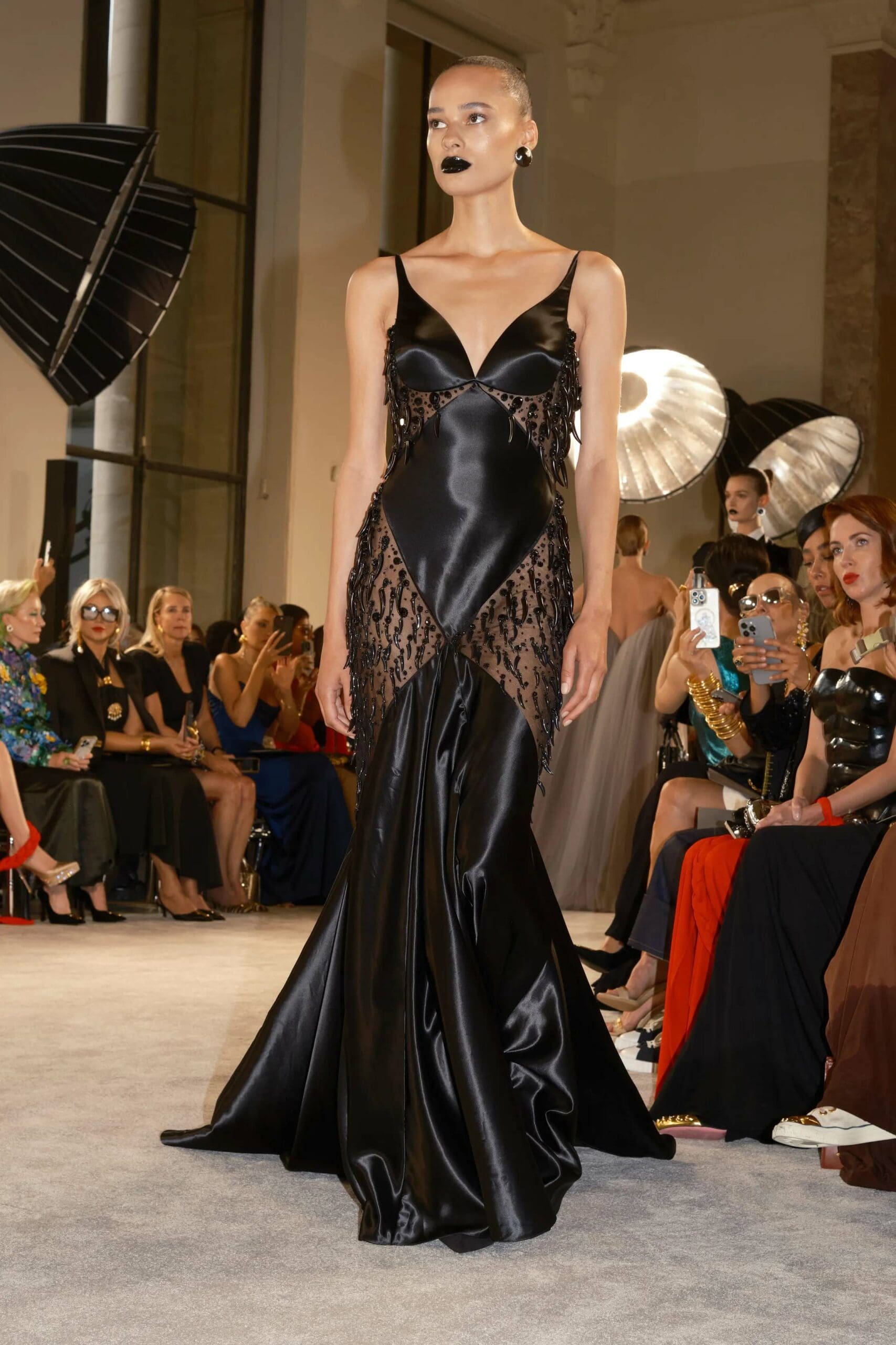 Schiaparelli Autunno Inverno 2025 2026 Runway Magazine (20)