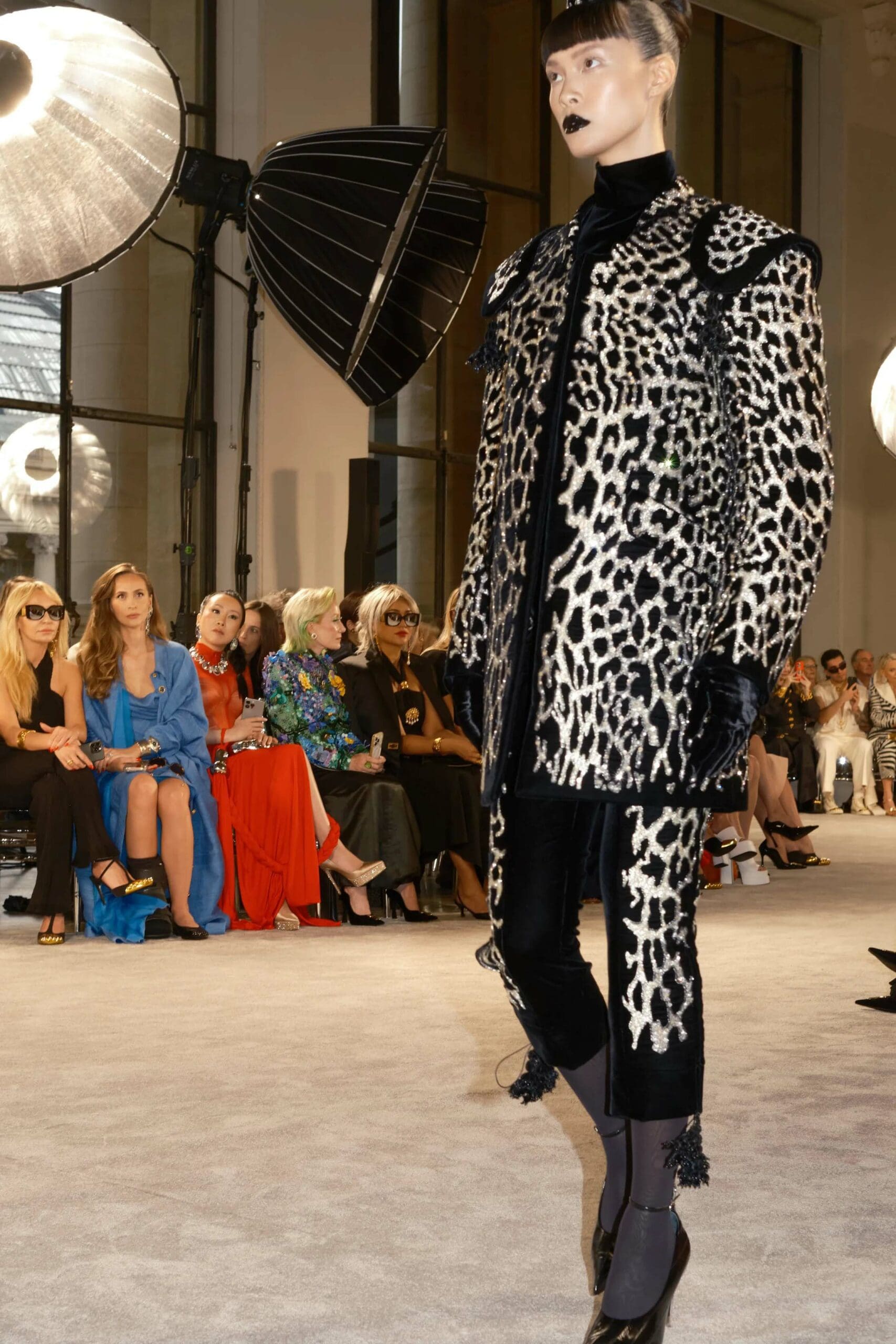 Schiaparelli Autunno Inverno 2025 2026 Runway Magazine (3)
