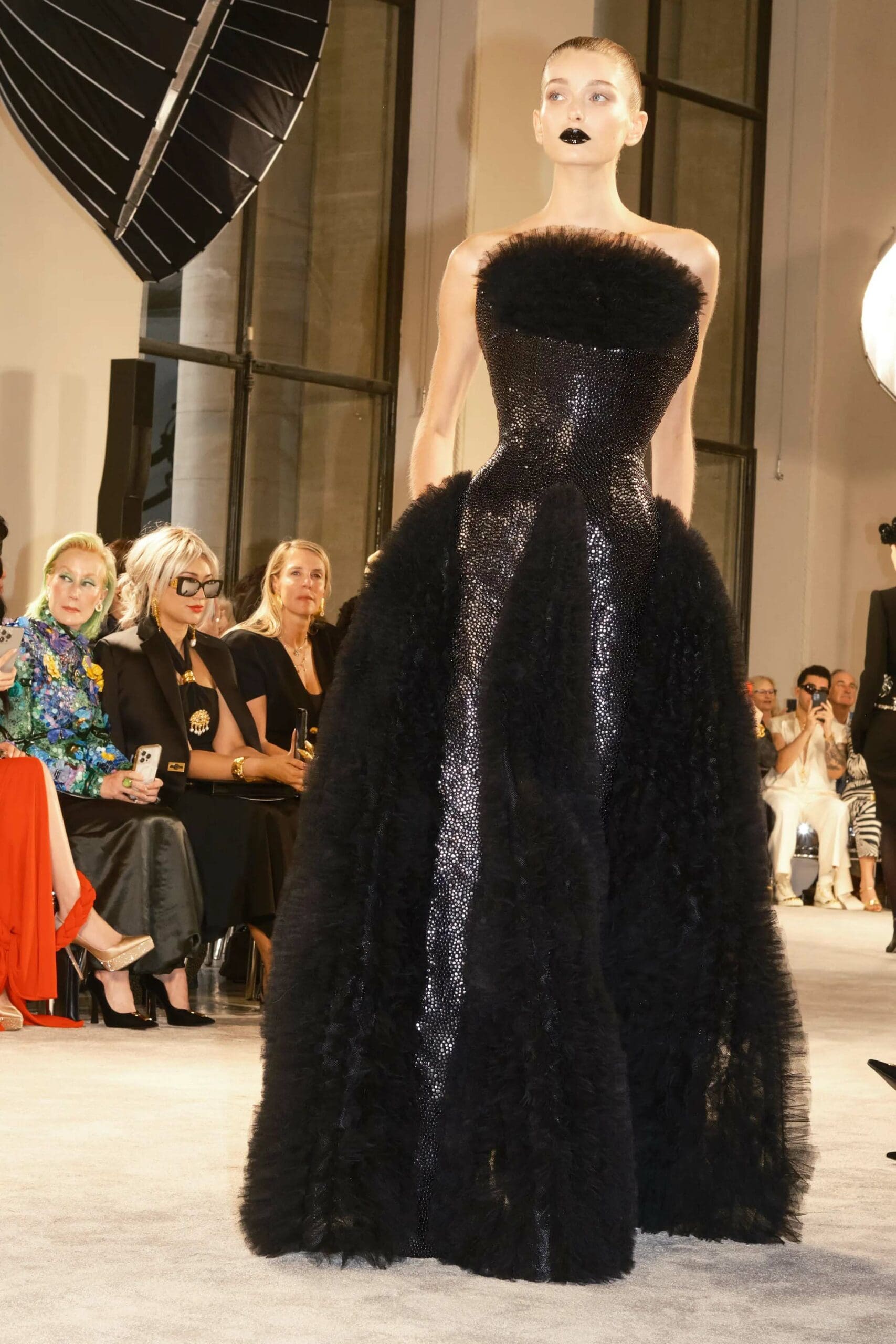Schiaparelli Autunno Inverno 2025 2026 Runway Magazine (7)