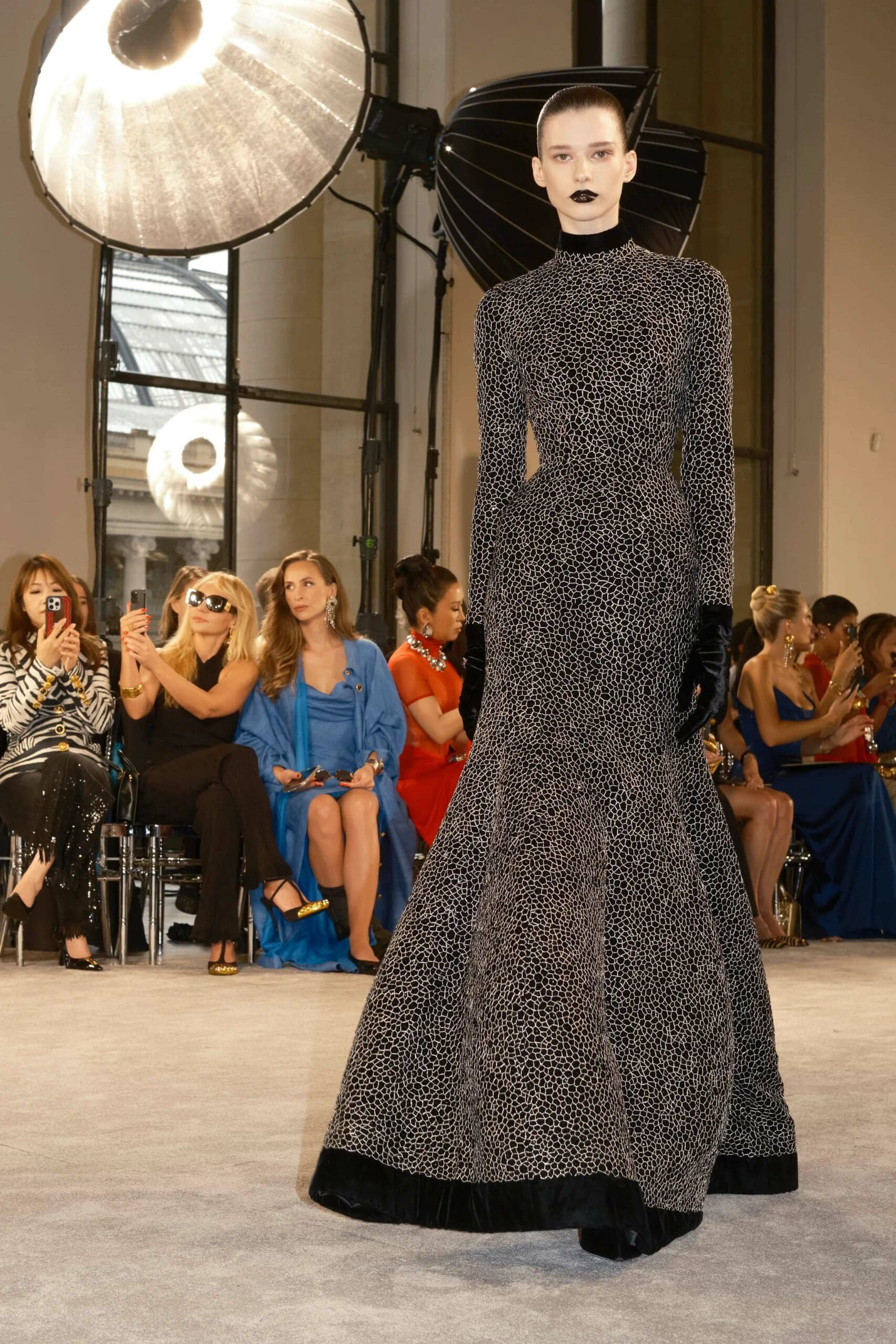 Schiaparelli Autunno Inverno 2025 2026 Runway Magazine (9)