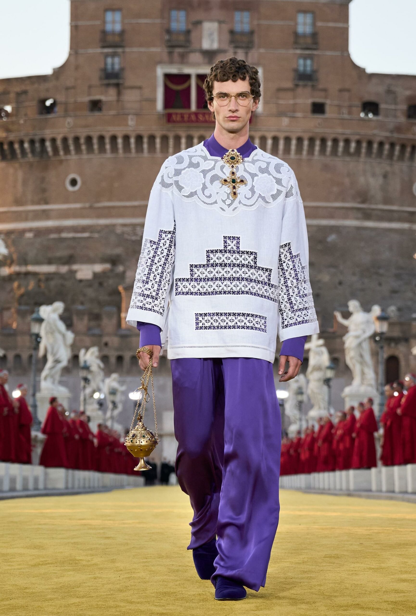 Dolce Gabbana Alta Sartoria 2025 高级牧师 Runway 杂志 02 (2)