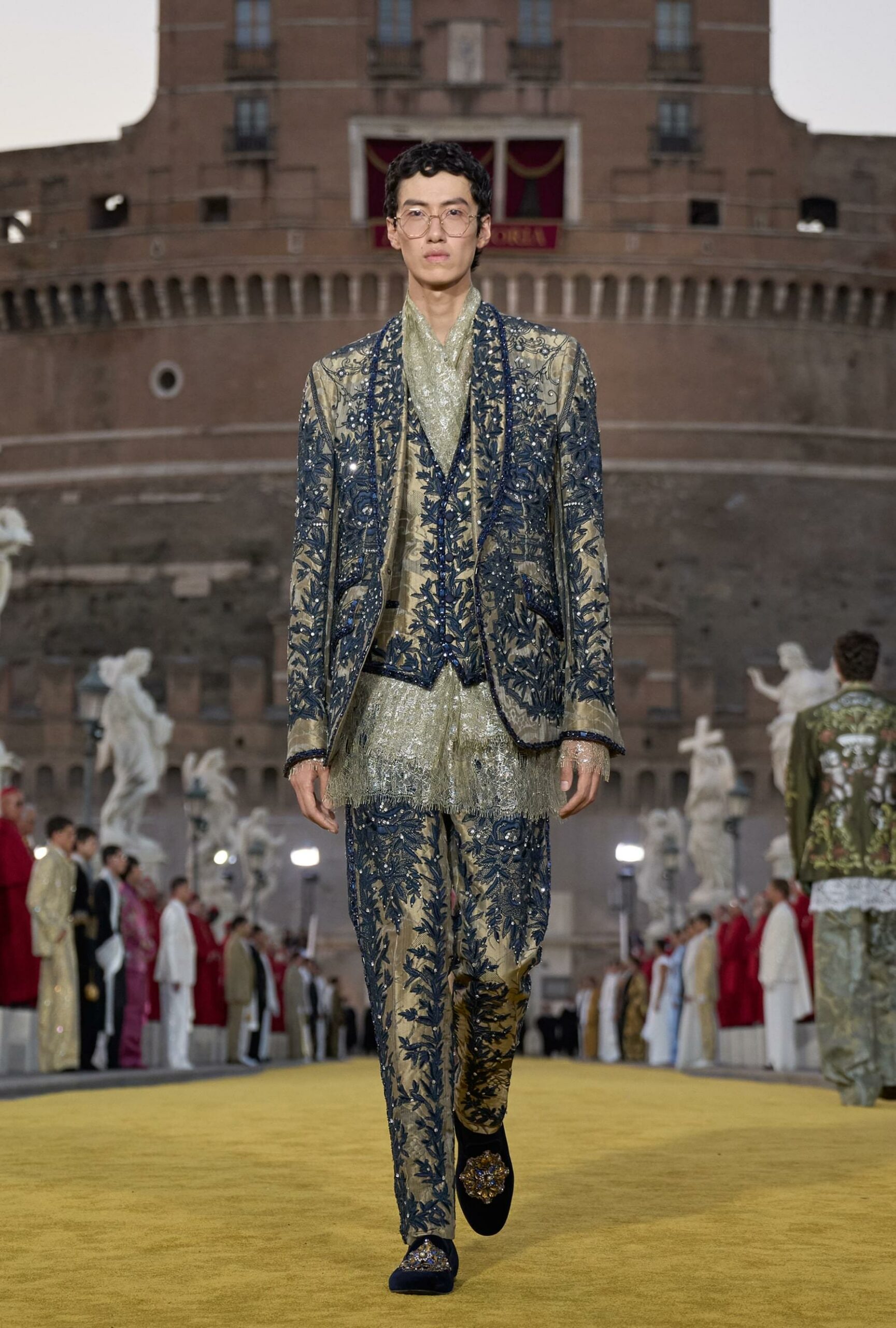 Dolce Gabbana Alta Sartoria 2025 高级牧师 Runway 杂志 02 (52)