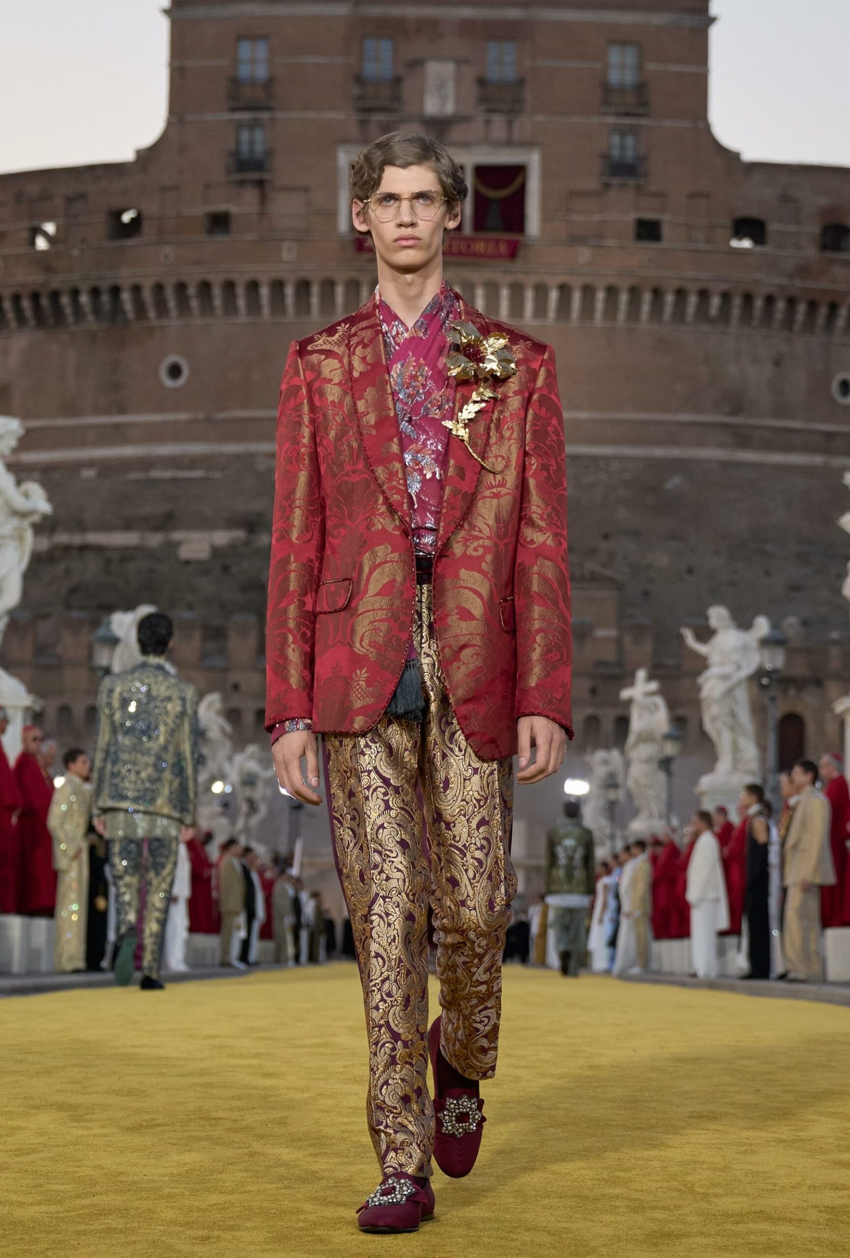 Dolce Gabbana Alta Sartoria 2025 高级牧师 Runway 杂志 02 (53)