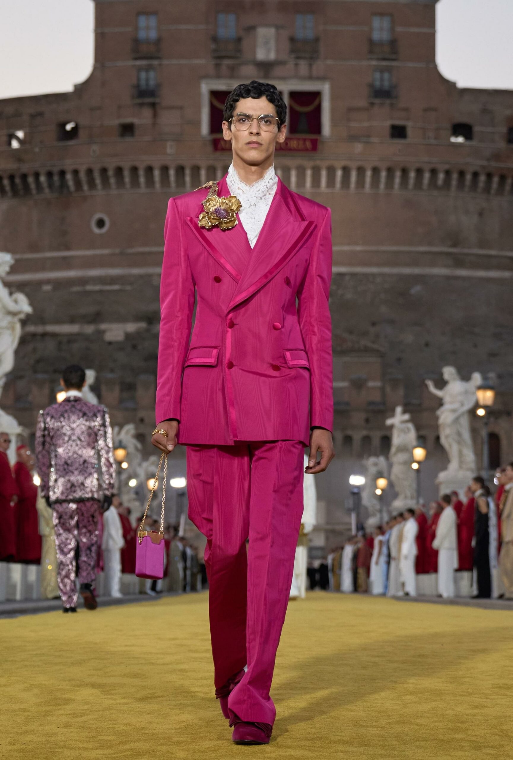 Dolce Gabbana Alta Sartoria 2025 高级牧师 Runway 杂志 02 (57)