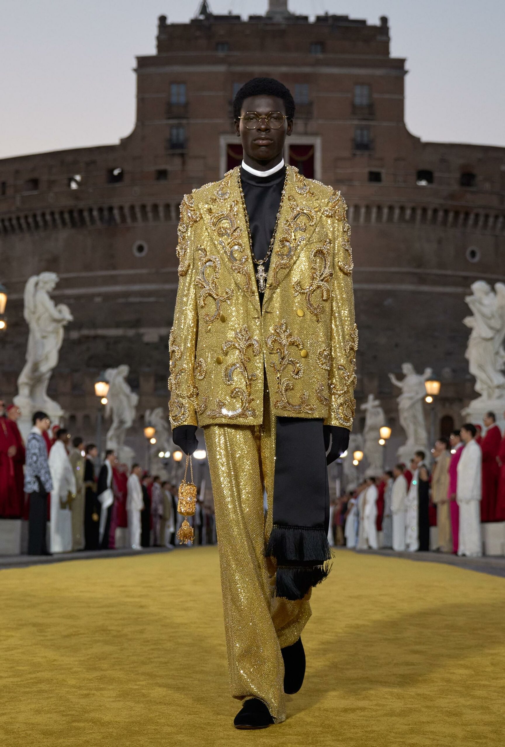 Dolce Gabbana Alta Sartoria 2025 高级牧师 Runway 杂志 02 (74)