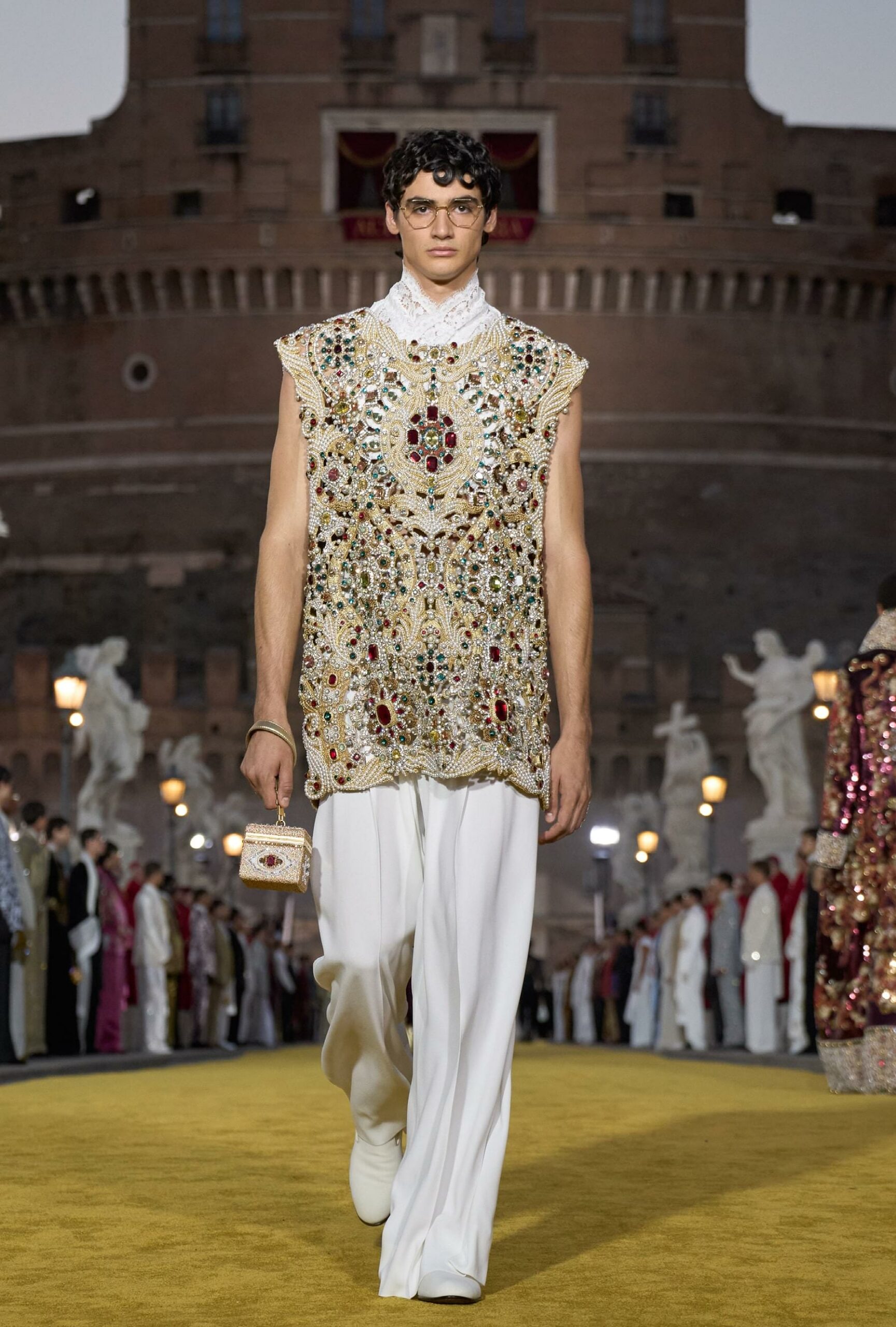 Dolce Gabbana Alta Sartoria 2025 高级牧师 Runway 杂志 02 (87)