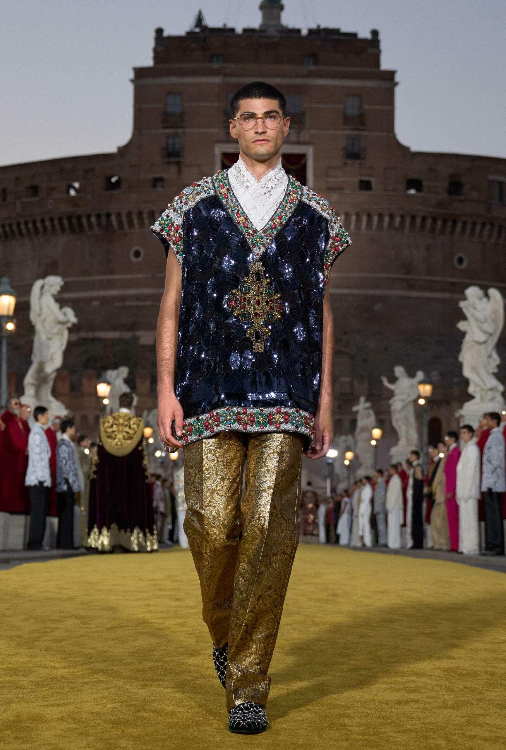 Dolce Gabbana Alta Sartoria 2025 高级牧师 Runway 杂志 02 (88)