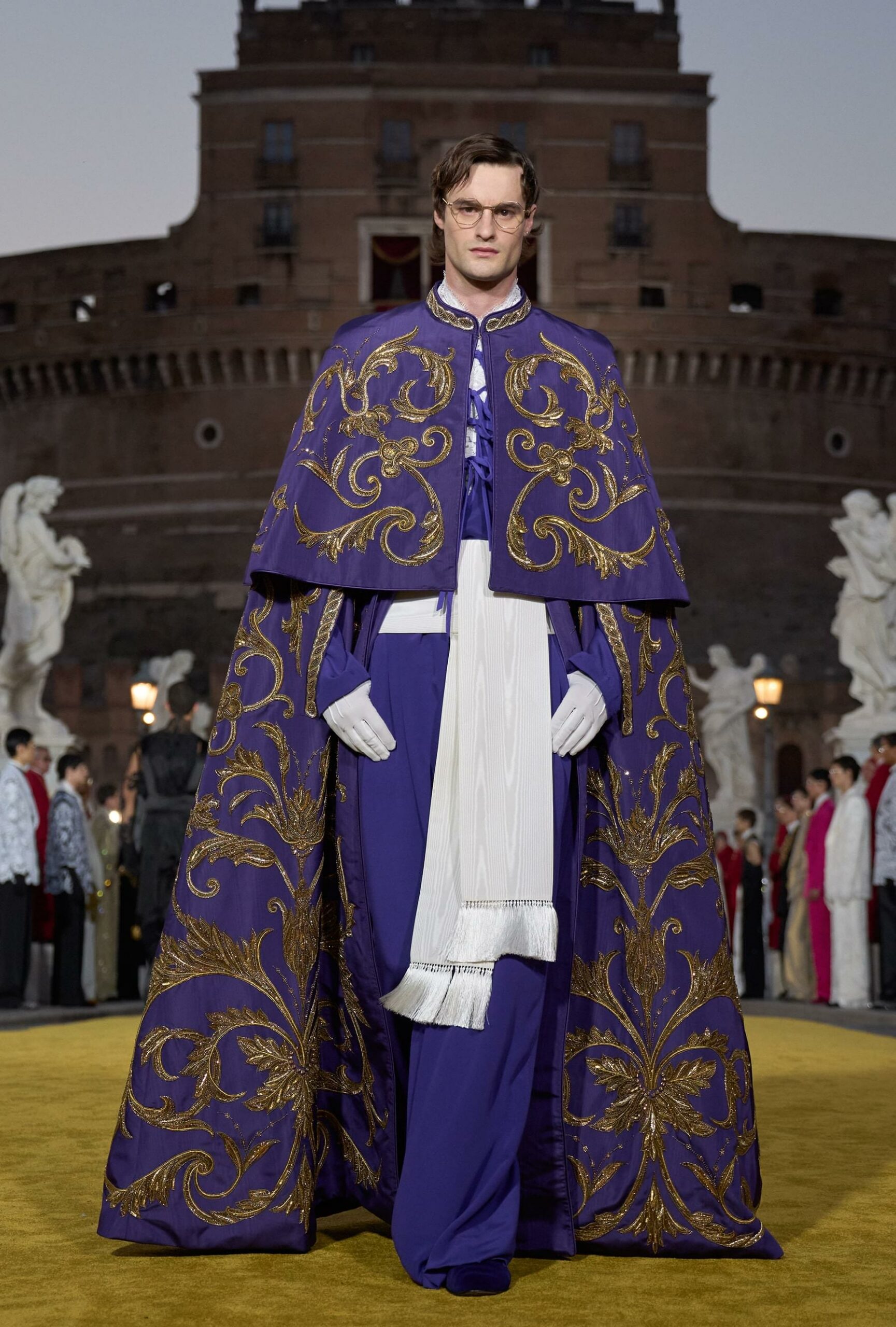 Dolce Gabbana Alta Sartoria 2025 高级牧师 Runway 杂志 02 (90)
