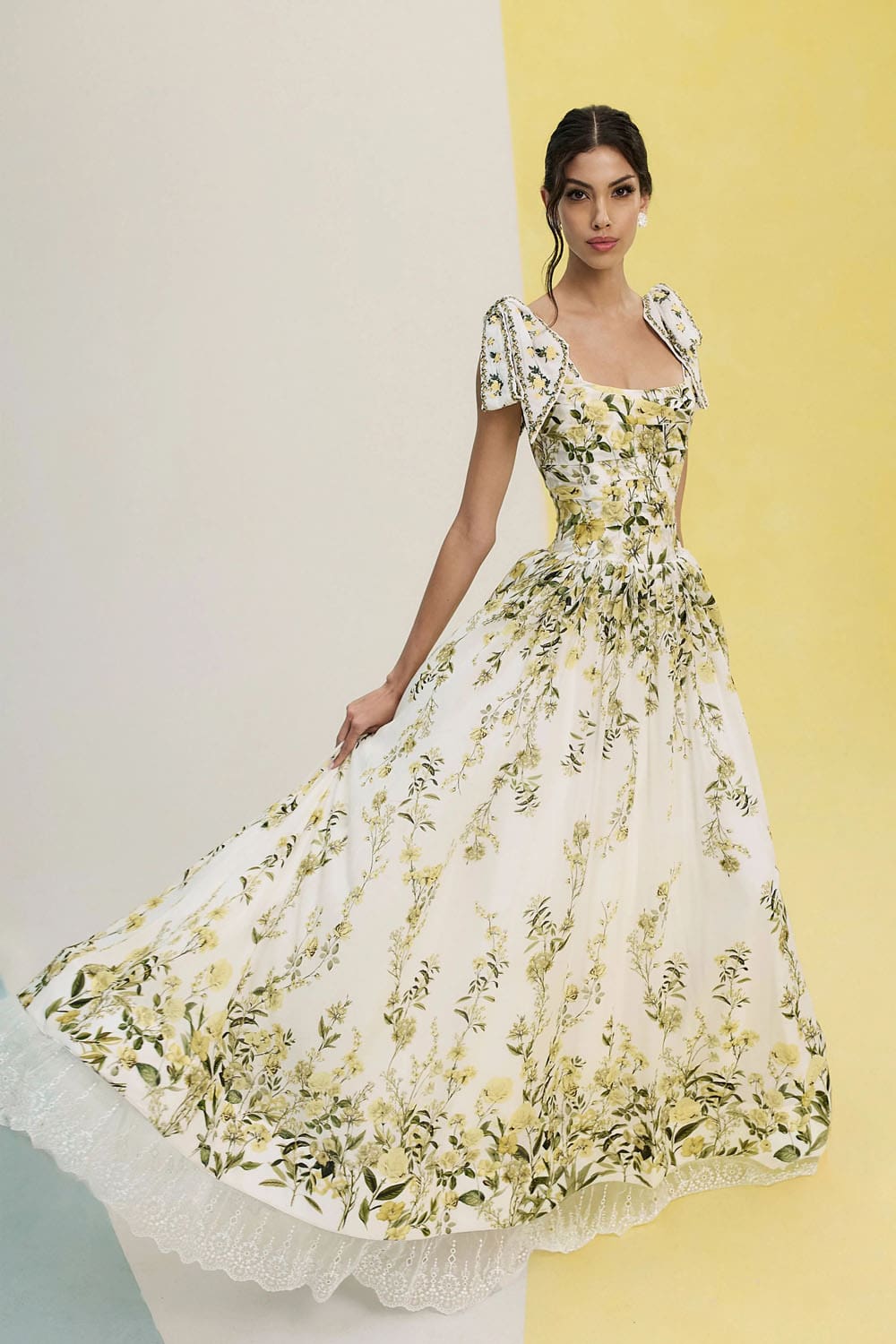 Alice and Olivia Spring Summer 2026 Runway Magazine (26)