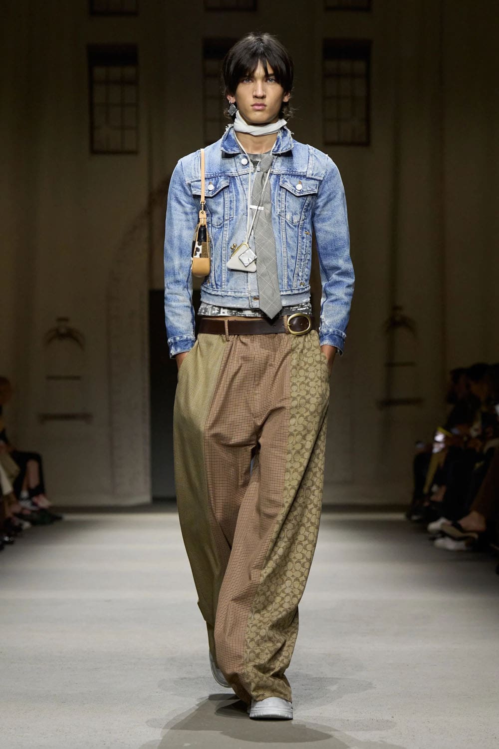 Coach Spring Summer 2026 New York Runway Magazine (28)