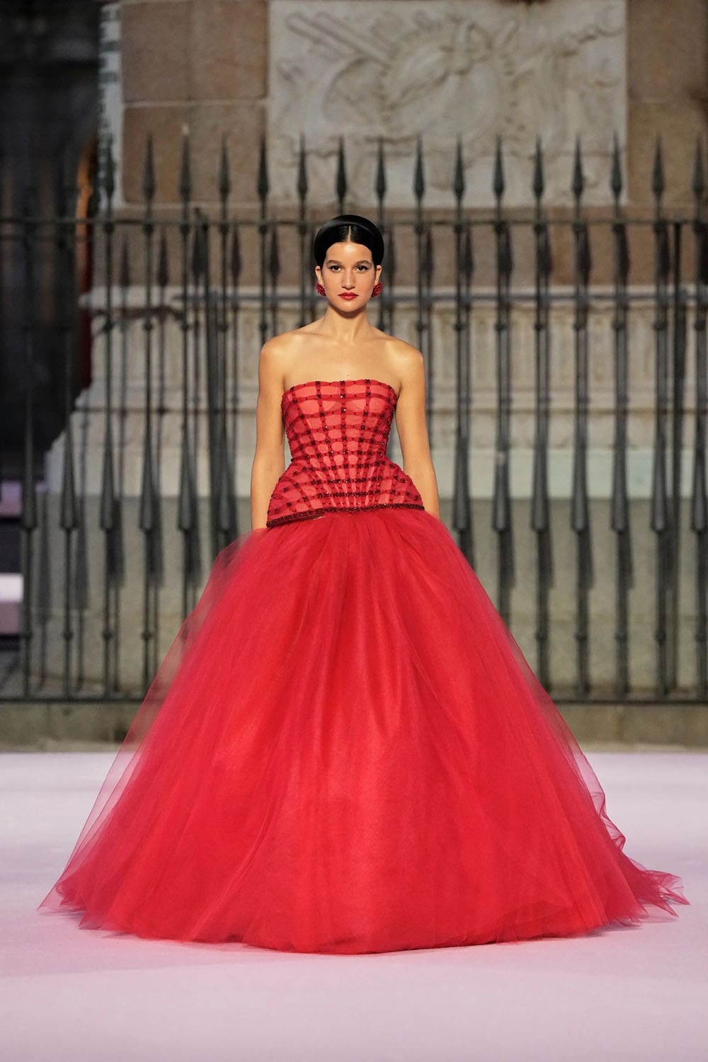 Carolina Herrera Spring Summer 2026 Madrid Runway Magazine (10)