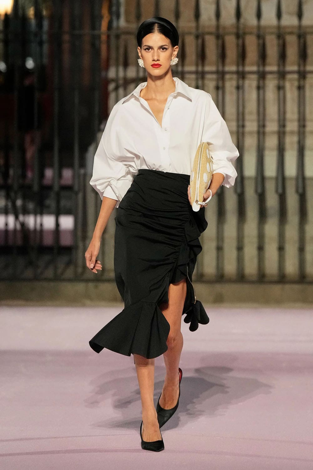 Carolina Herrera Spring Summer 2026 Madrid Runway Magazine (57)