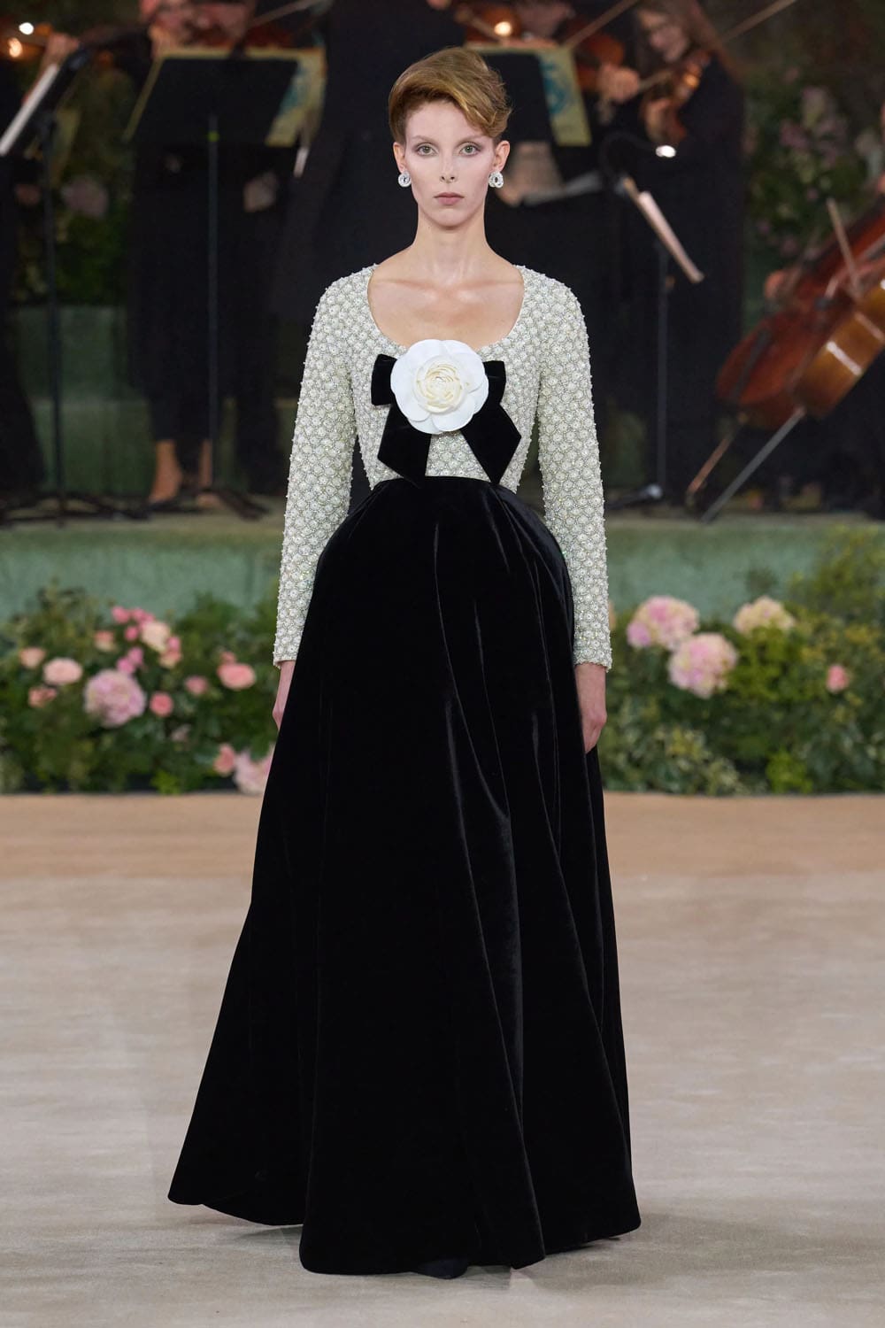 Richard Quinn Spring Summer 2026 London Runway Magazine (6)
