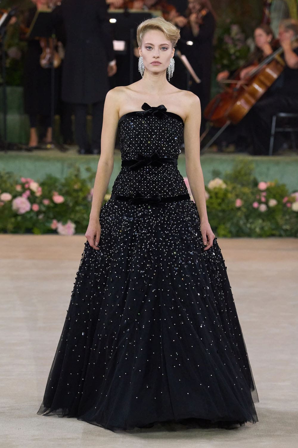 Richard Quinn Spring Summer 2026 London Runway Magazine (7)