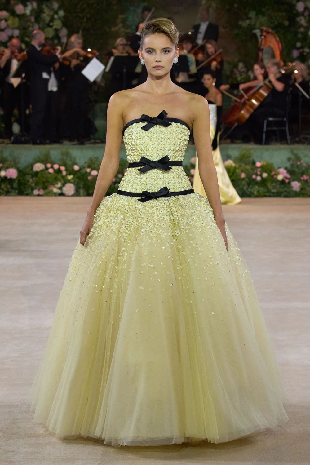 Richard Quinn Spring Summer 2026 London Runway Magazine (16)