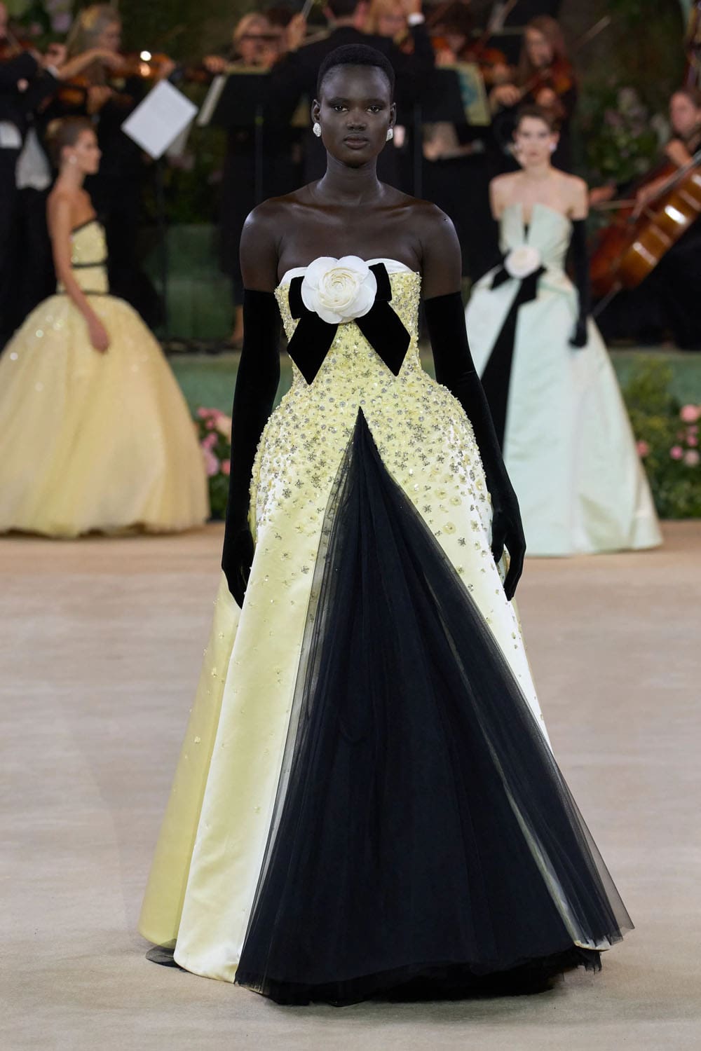 Richard Quinn Spring Summer 2026 London Runway Magazine (18)