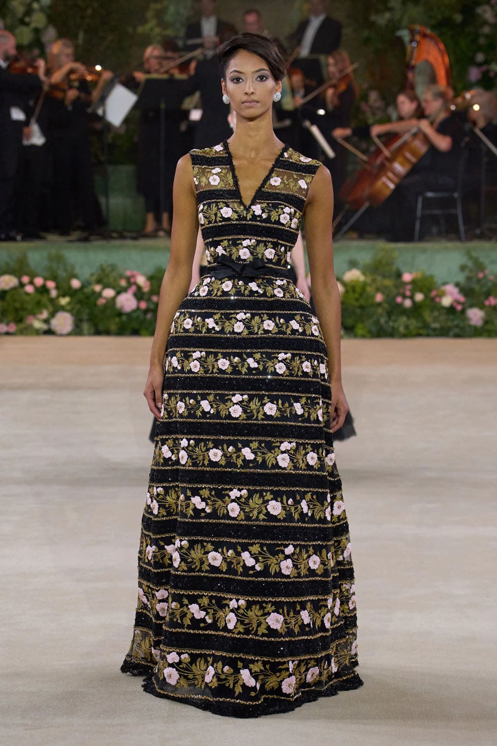 Richard Quinn Spring Summer 2026 London Runway Magazine (39)