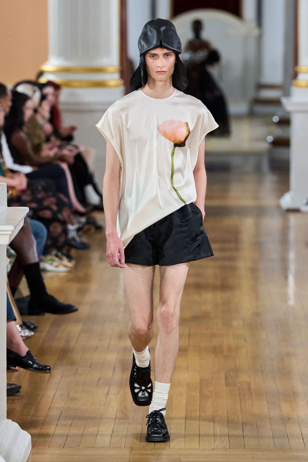 Simone Rocha Spring Summer 2026 Runway Magazine (49)