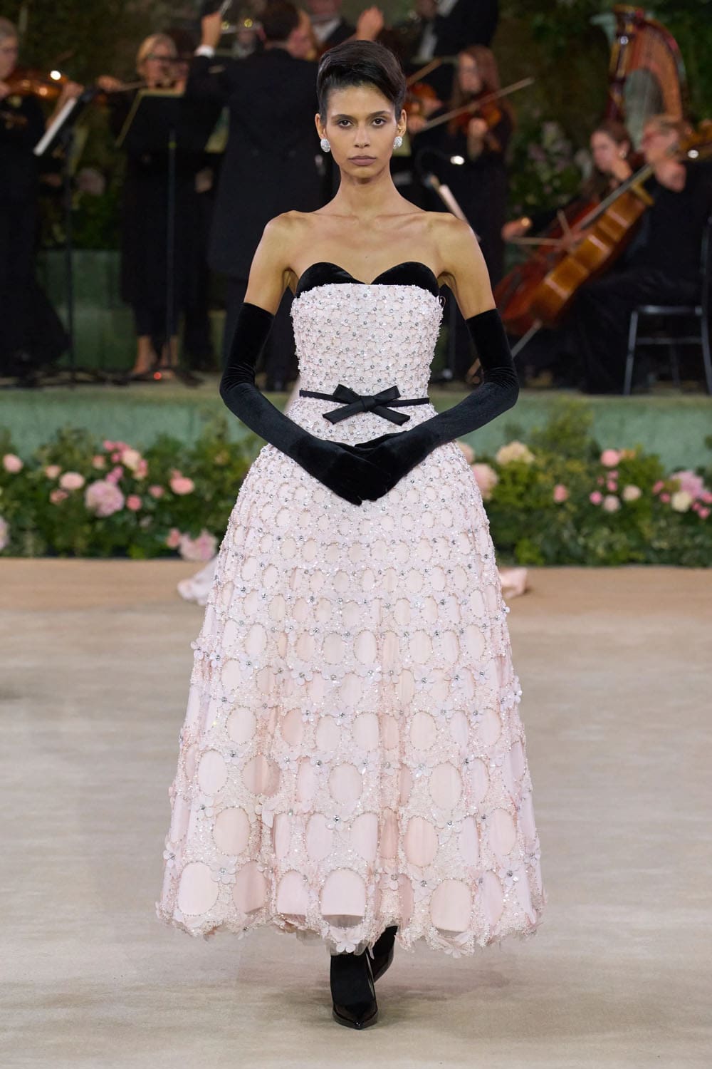Richard Quinn Spring Summer 2026 London Runway Magazine (10)