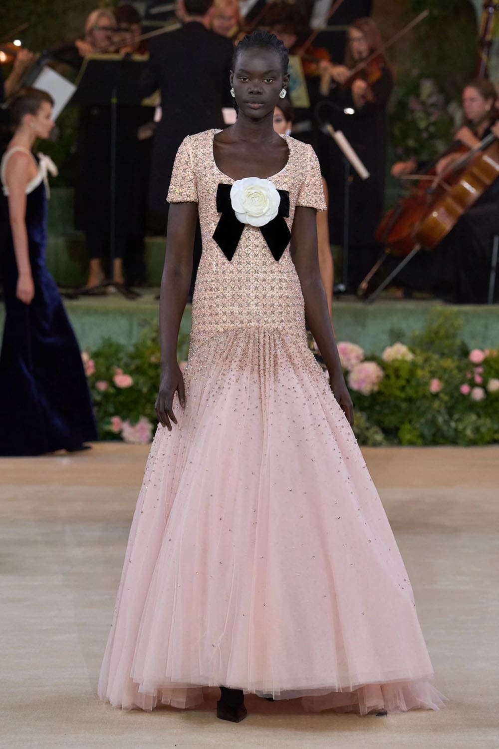 Richard Quinn Spring Summer 2026 London Runway Magazine (38)